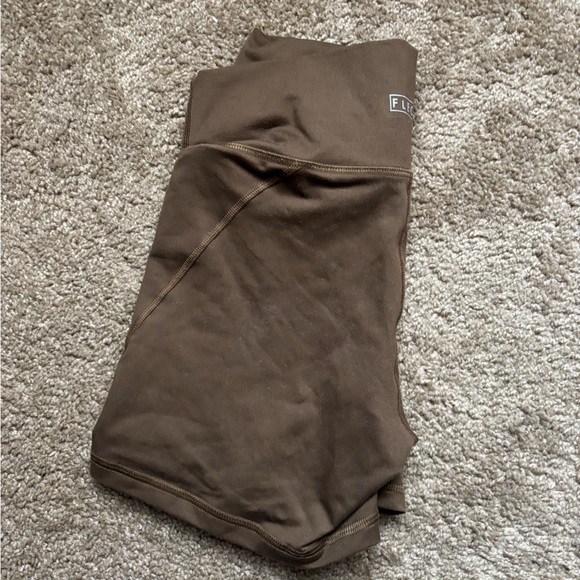 Fleo Pants - Fleo Brown shorts